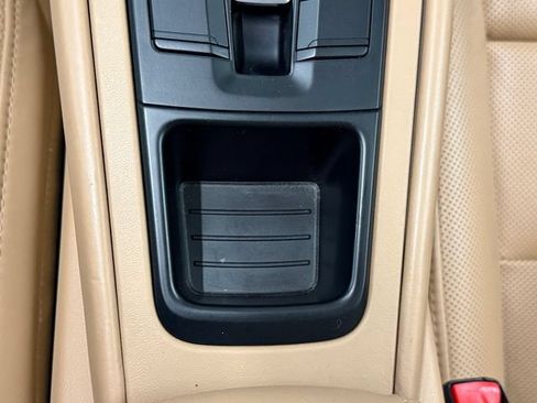 Certified 2016 Porsche 911 Targa 4S AWD/4WD image 25