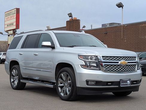 Used 2017 Chevrolet Tahoe LT w/ LT Signature Package image 6
