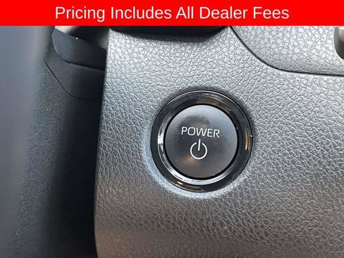 Used 2025 Toyota Camry SE FWD image 29