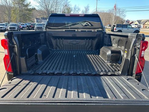 Used 2022 Chevrolet Silverado 1500 RST w/ Z71 Off-Road Package image 12