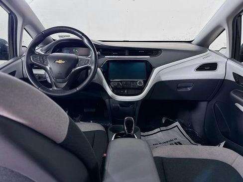 Used 2020 Chevrolet Bolt LT image 24