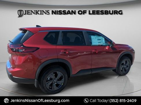 New 2026 Nissan Rogue SV w/ Cold Weather Package FWD image 5
