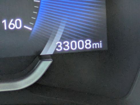 Used 2019 Hyundai Santa Fe Limited image 23