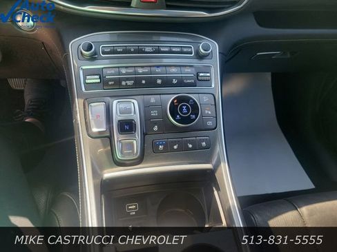 Used 2023 Hyundai Santa Fe Limited AWD/4WD image 17