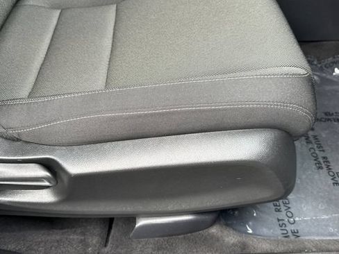 Used 2025 Honda CR-V LX image 23