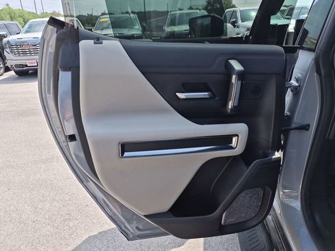 New 2026 GMC Hummer EV SUV AWD/4WD image 33