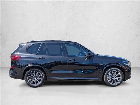 Used 2022 BMW X5 xDrive45e w/ M Sport Package AWD/4WD image 4