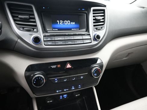 Used 2016 Hyundai Tucson Eco AWD/4WD image 16