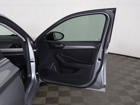 Used 2020 Volkswagen Jetta S w/ Driver Assistance Package image 16