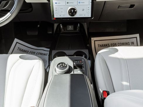 Used 2023 Ford Mustang Mach-E Premium image 13