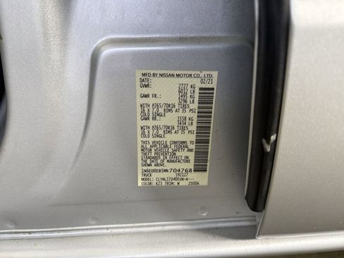 Used 2021 Nissan Frontier SV w/ SV Utility Package image 34