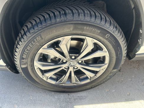 Certified 2022 Toyota RAV4 Limited AWD/4WD image 16