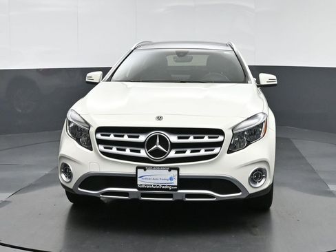 Used 2018 Mercedes-Benz GLA 250 4MATIC image 2