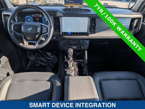 Used 2025 Ford Bronco Badlands image 15