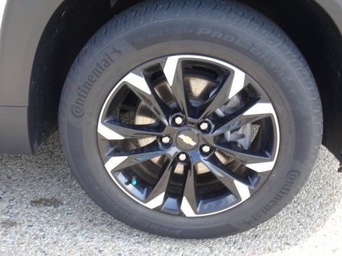 Used 2022 Chevrolet TrailBlazer LT w/ Driver Confidence Package FWD image 27
