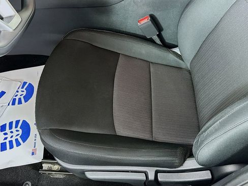 Certified 2024 Nissan Sentra SV FWD image 26