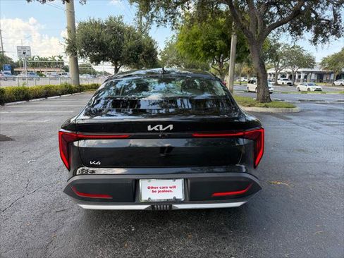 Used 2025 Kia K4 FWD image 6