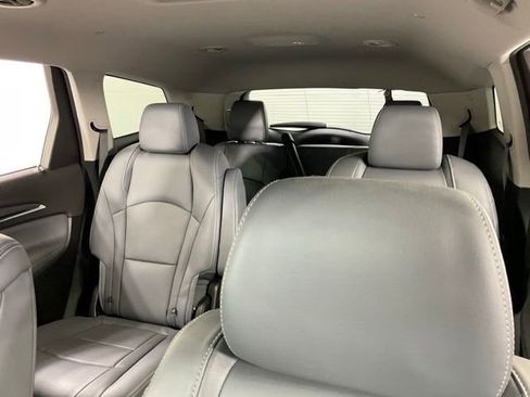 Used 2020 Buick Enclave Essence w/ Sound and Sites Package FWD image 35