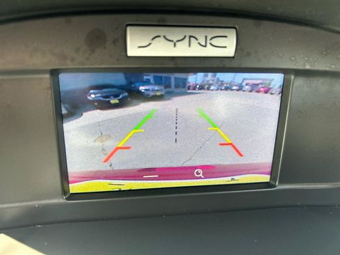 Used 2016 Ford Escape SE FWD image 21