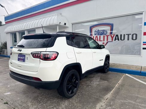 Used 2018 Jeep Compass Latitude w/ Popular Equipment Group AWD/4WD image 37