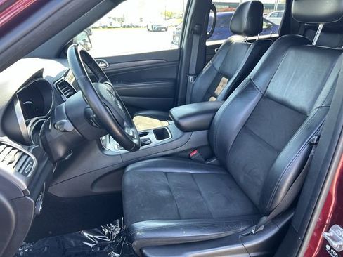 Used 2021 Jeep Grand Cherokee Laredo X AWD/4WD image 23
