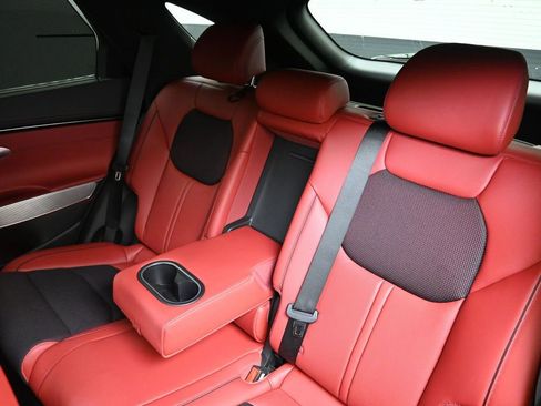 Used 2025 Genesis GV70 2.5T w/ Sport Prestige Package image 20