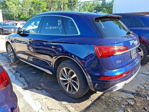 Used 2023 Audi Q5 2.0T Premium w/ Convenience Package AWD/4WD image 3