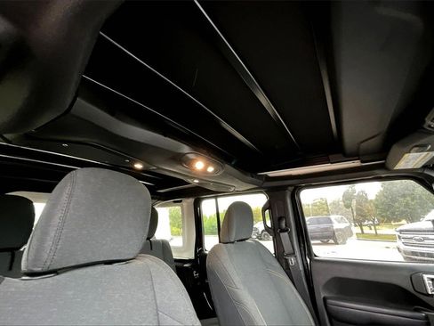 New 2024 Jeep Wrangler Unlimited w/ Convenience Group image 19