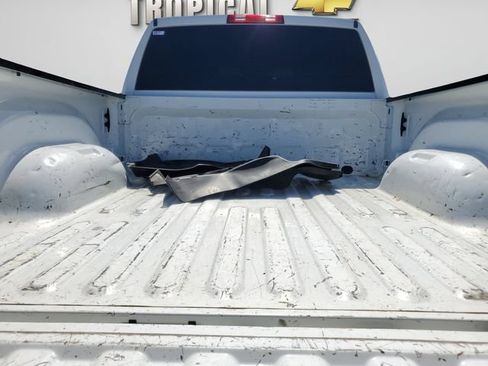 Used 2022 RAM 2500 Big Horn w/ Cold Weather Group AWD/4WD image 9