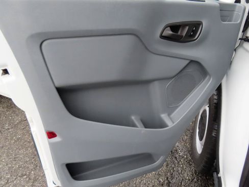 Used 2018 Ford Transit 350 148 Medium Roof RWD image 19