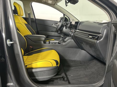 New 2026 Kia Sportage EX w/ EX Panorama Roof Package image 44