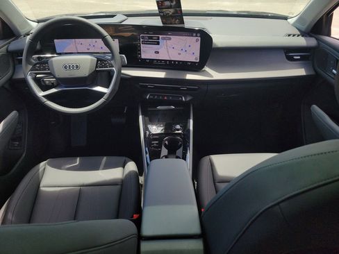 New 2026 Audi Q3 quattro 2.0T AWD/4WD image 23