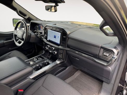 Used 2022 Ford F150 XLT w/ Equipment Group 302A High image 15