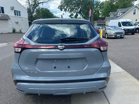 Used 2023 Nissan Kicks SV FWD image 7