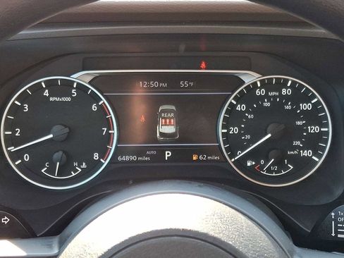 Used 2023 Nissan Rogue S image 17