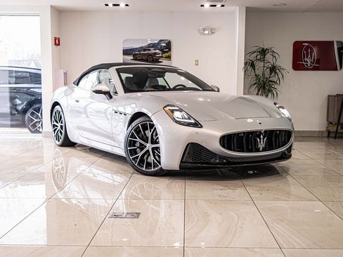 New 2026 Maserati GranCabrio Modena image 5
