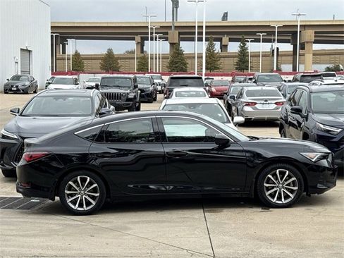 Used 2023 Acura Integra image 3