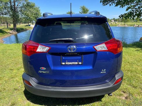 Used 2014 Toyota RAV4 LE AWD/4WD image 9
