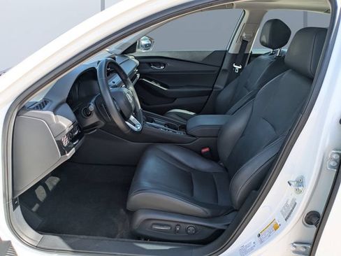Used 2023 Honda Accord Touring image 19