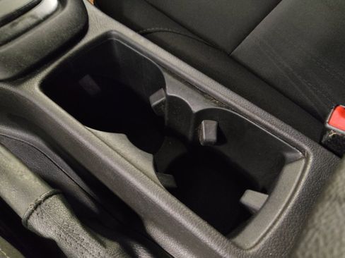 Used 2017 Ford Focus SE FWD image 26
