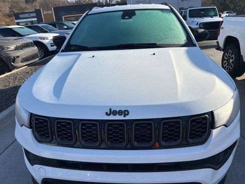 New 2026 Jeep Compass Latitude image 14