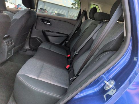 Used 2023 Nissan Rogue SV AWD/4WD image 29