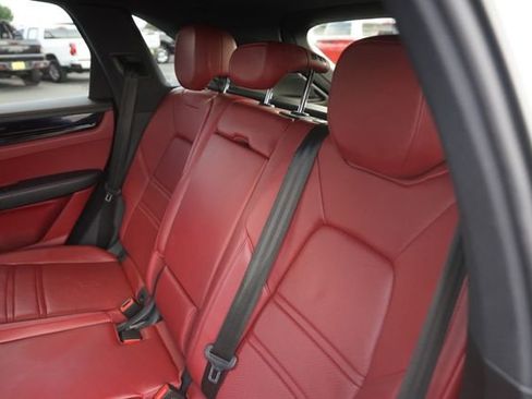 Used 2019 Porsche Cayenne AWD/4WD image 14