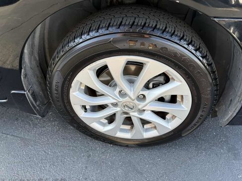 Used 2018 Nissan Sentra SV FWD image 19