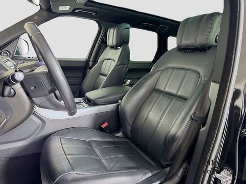 Used 2019 Land Rover Range Rover Sport SE AWD/4WD image 11