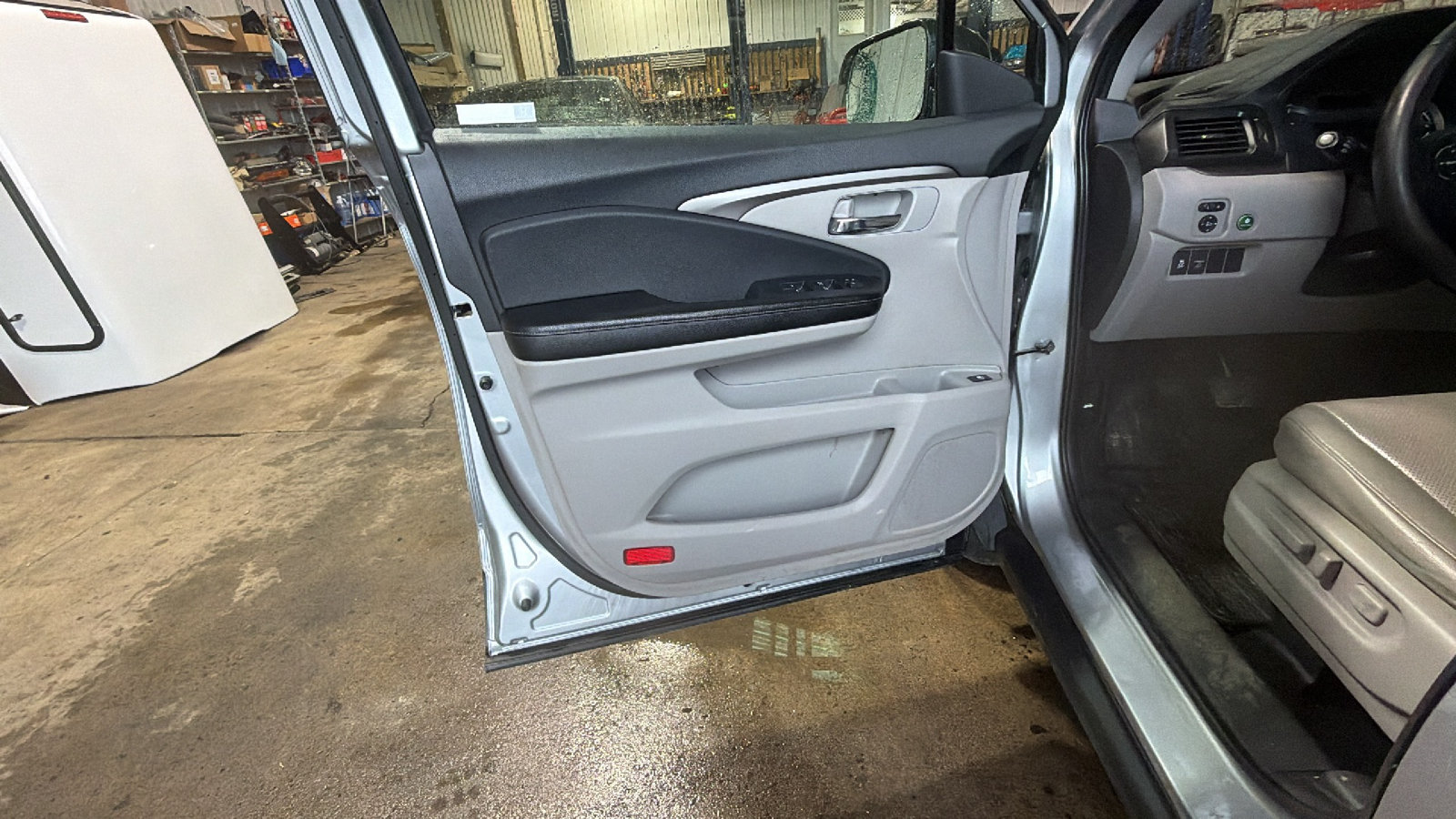 Used 2019 Honda Ridgeline RTL-T image 10
