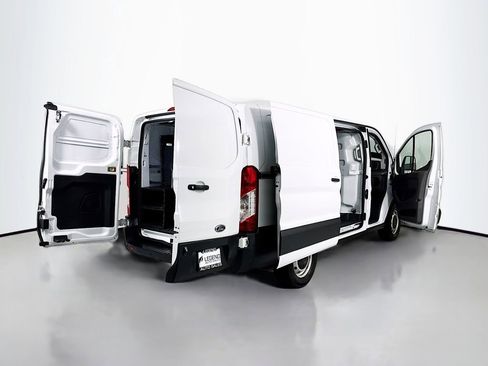 Used 2020 Ford Transit 150 Low Roof RWD image 18