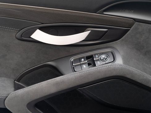 Certified 2016 Porsche 911 GT3 RS image 23