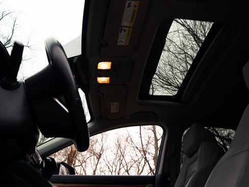 Used 2019 Honda CR-V Touring image 35