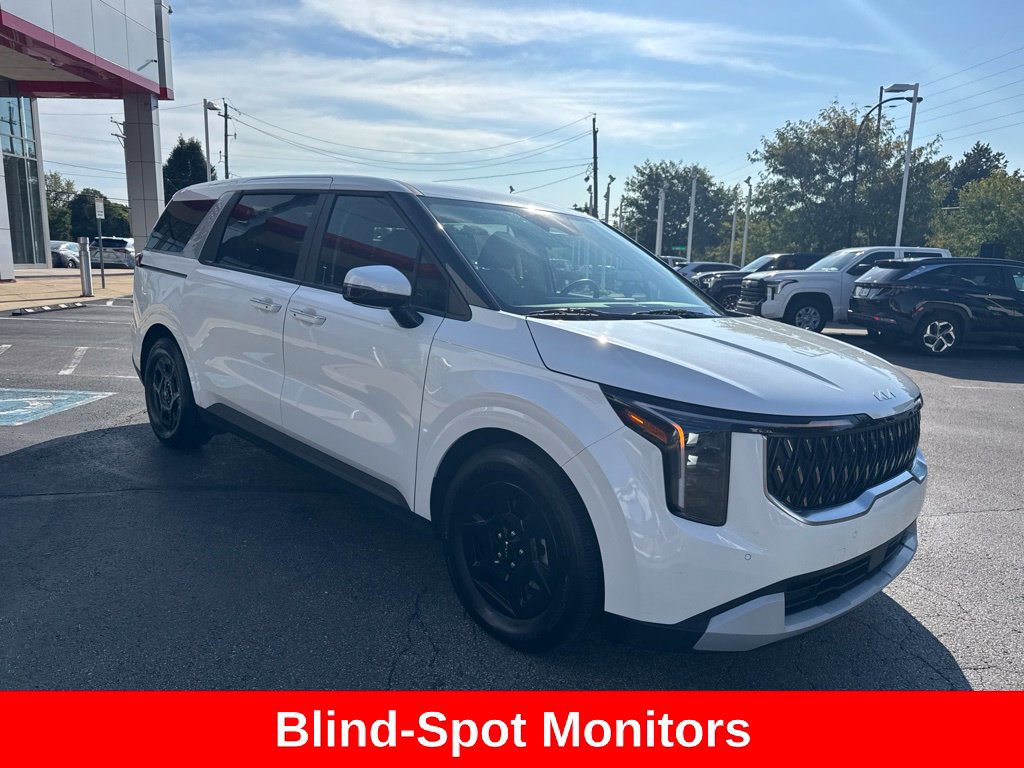 Used 2026 Kia Carnival FWD image 10